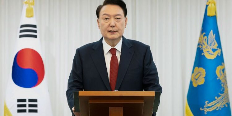 South Korean authorities extend arrest warrant for embattled President Yoon Suk Yeol