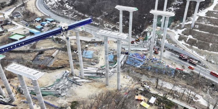 Highway overpass collapses, killing at least four construction workers in South Korea