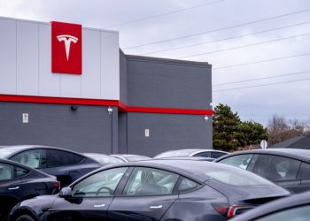 Tesla reports 336,000 vehicle deliveries in first quarter, 13% drop from a year ago