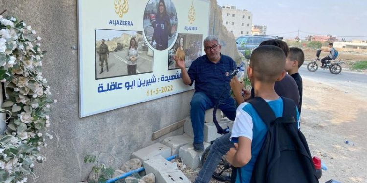 Israeli forces detain prominent Palestinian journalist in early morning West Bank raid