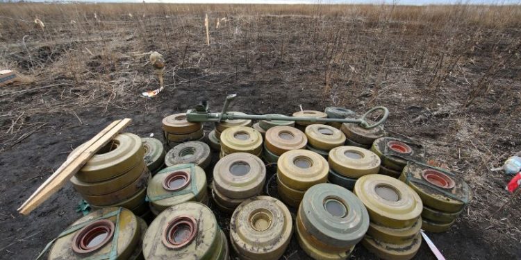 Russia’s European neighbors are lifting bans on landmines. Campaigners are horrified
