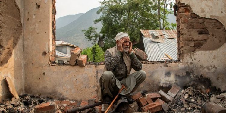 Divided by a border, united by fear: Kashmiris pick up the pieces after India-Pakistan step back from the brink