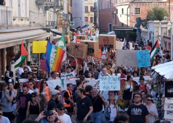 Bezos wedding protesters demand the billionaire ‘get out of our lagoon’