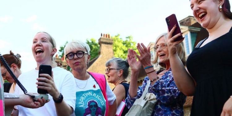 British lawmakers vote to decriminalize abortion for pregnant women while America cracks down